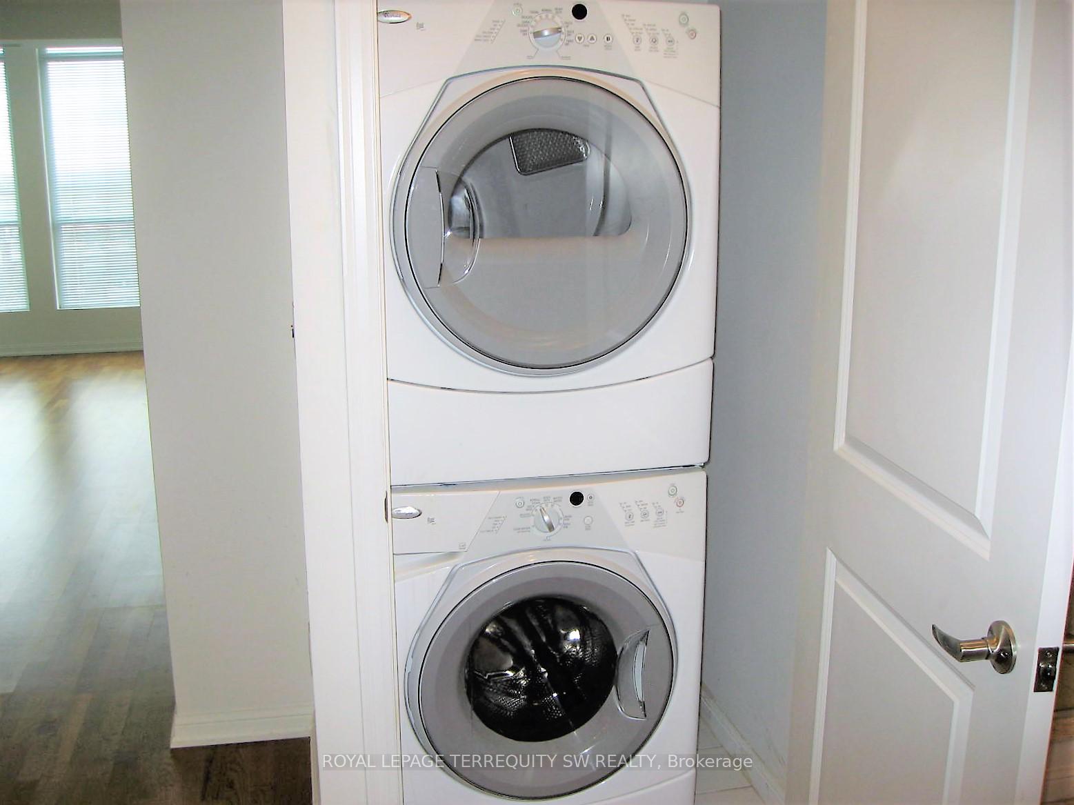 Photo 18 of Unit 912, 628 Fleet Street, Toronto, Niagara — HOMEH