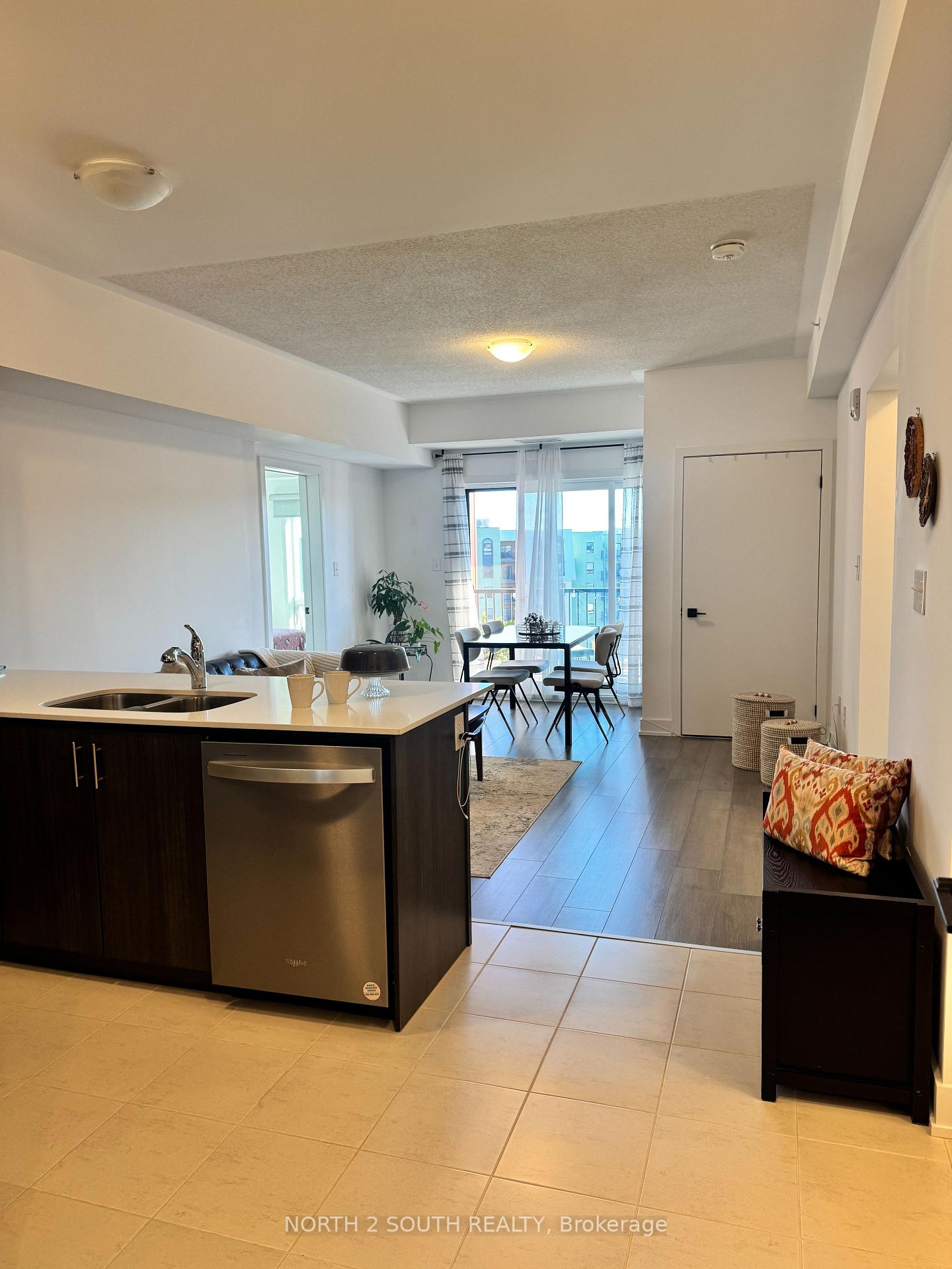 Photo 1 of Unit 509, 4 Spice Way, Barrie, Rural Barrie Southeast — HOMEH