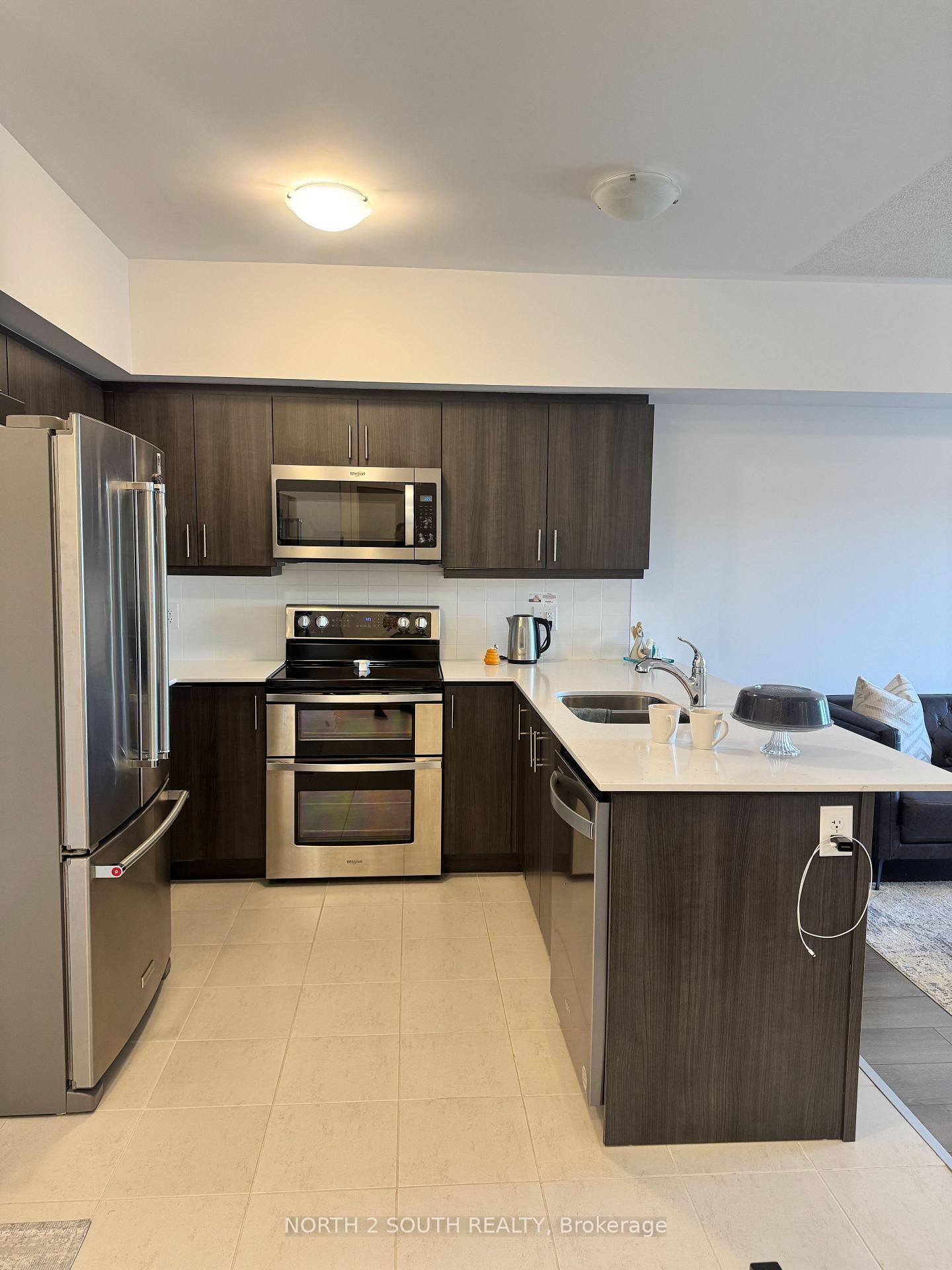 Photo 6 of Unit 509, 4 Spice Way, Barrie, Rural Barrie Southeast — HOMEH