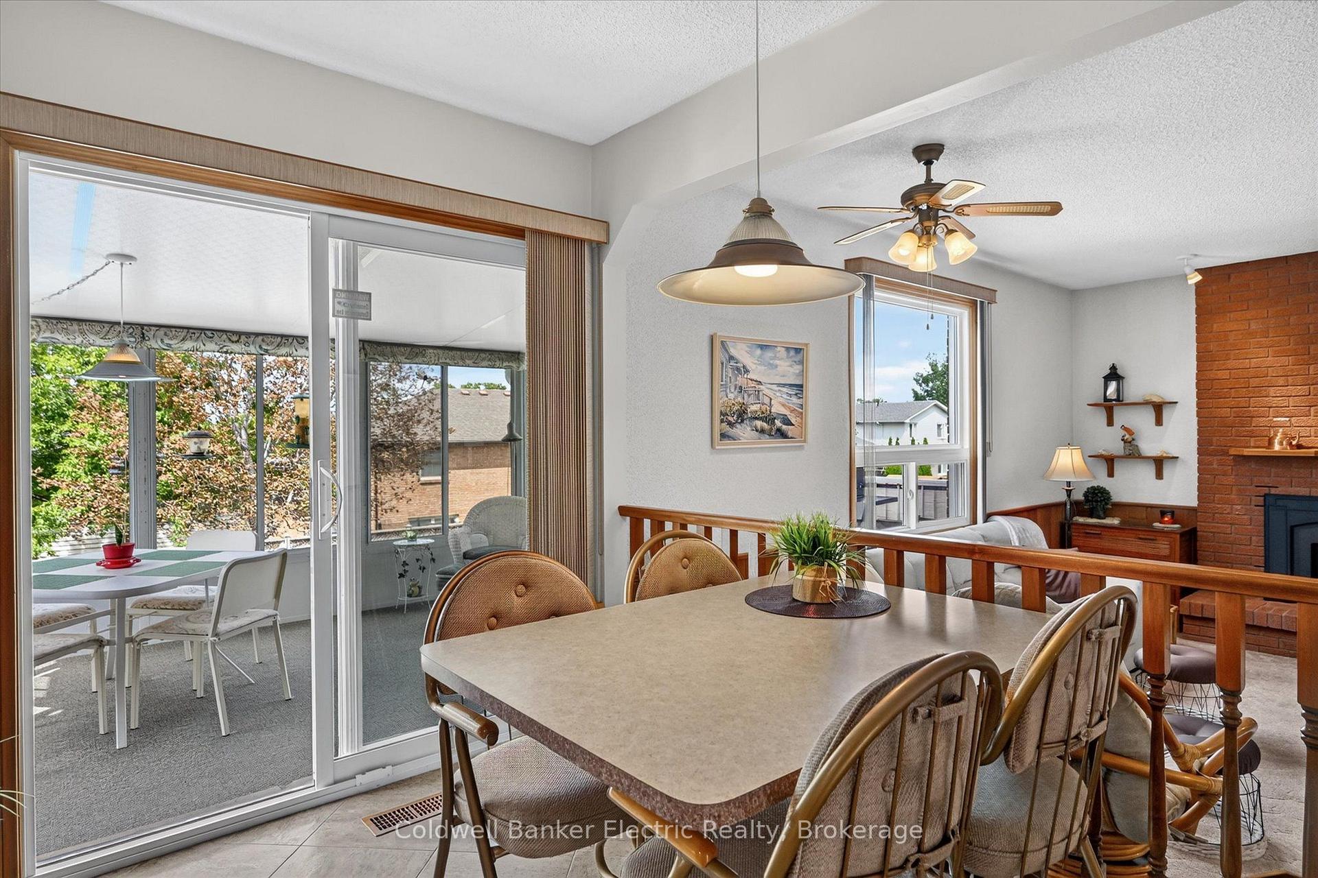 Photo 10 of 948 Smithside Court, Peterborough, Monaghan Ward 2 — HOMEH