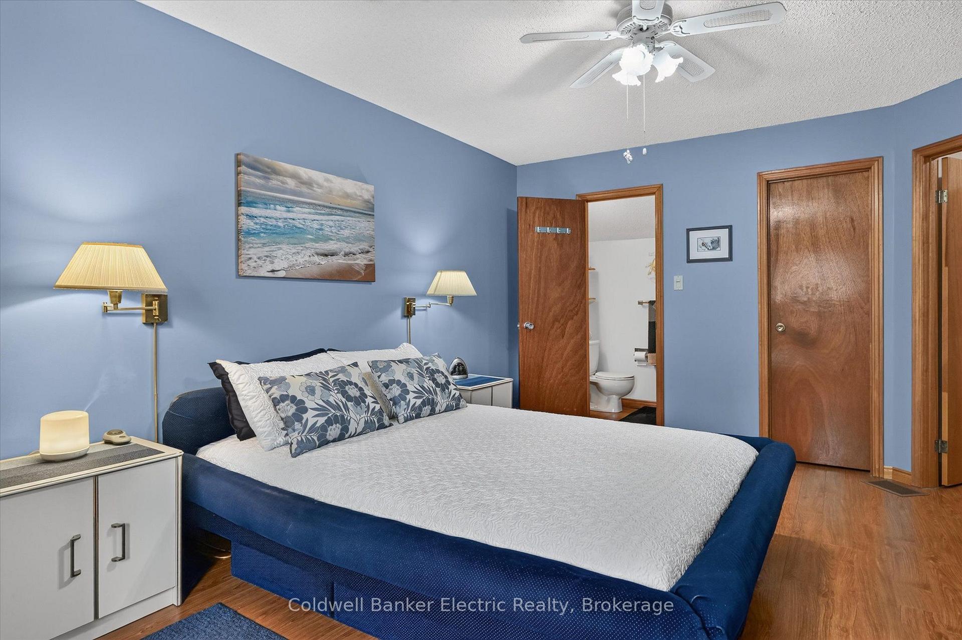 Photo 20 of 948 Smithside Court, Peterborough, Monaghan Ward 2 — HOMEH