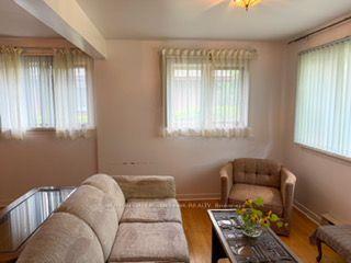 Photo 4 of 767 Claude Street, Ottawa, Castle Heights/Rideau High — HOMEH