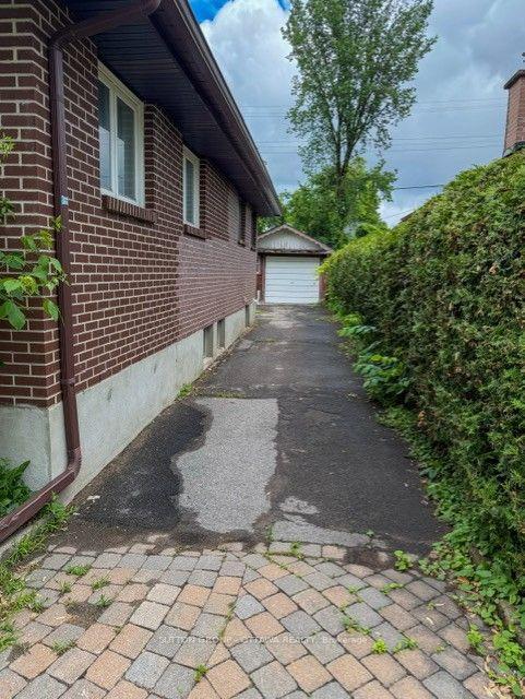 Photo 28 of 767 Claude Street, Ottawa, Castle Heights/Rideau High — HOMEH