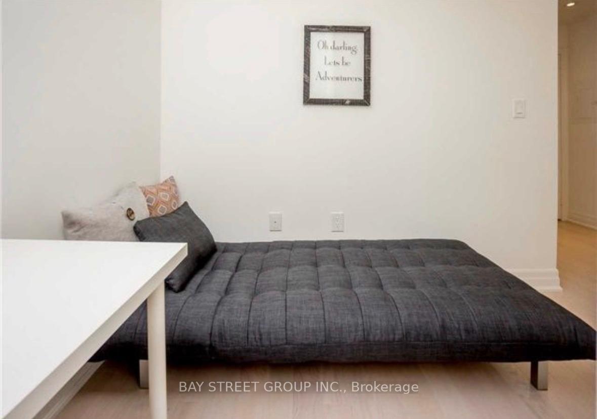 Photo 9 of Unit 1601, 8 The Esplanade Avenue, Toronto, Waterfront Communities — HOMEH