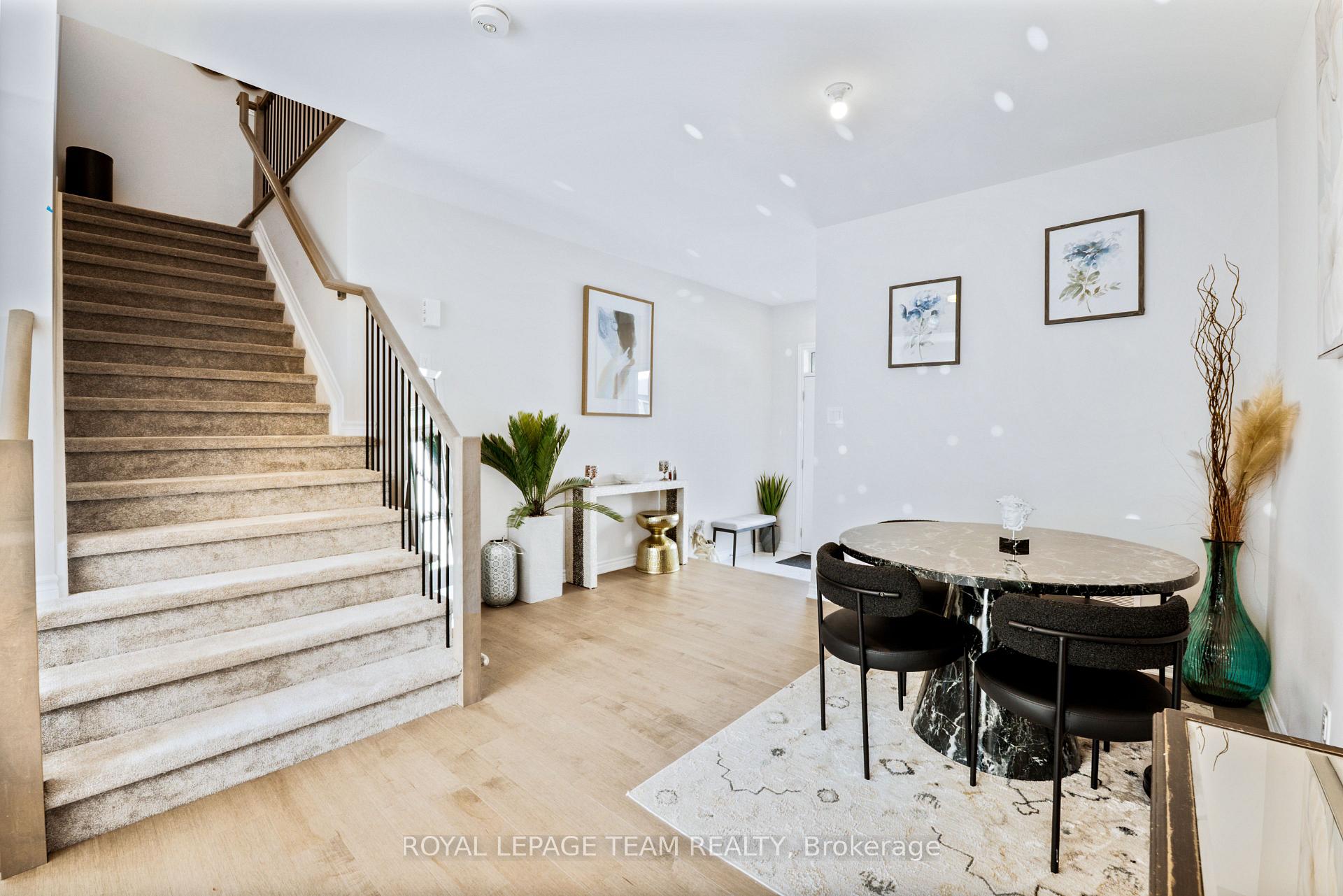 Photo 9 of 4124 Obsidian Street, Ottawa, Barrhaven - Half Moon Bay — HOMEH