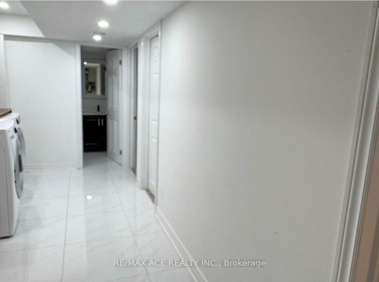 Photo 7 of Unit Bsmt, 1851 Parkhurst Crescent, Pickering, Duffin Heights — HOMEH