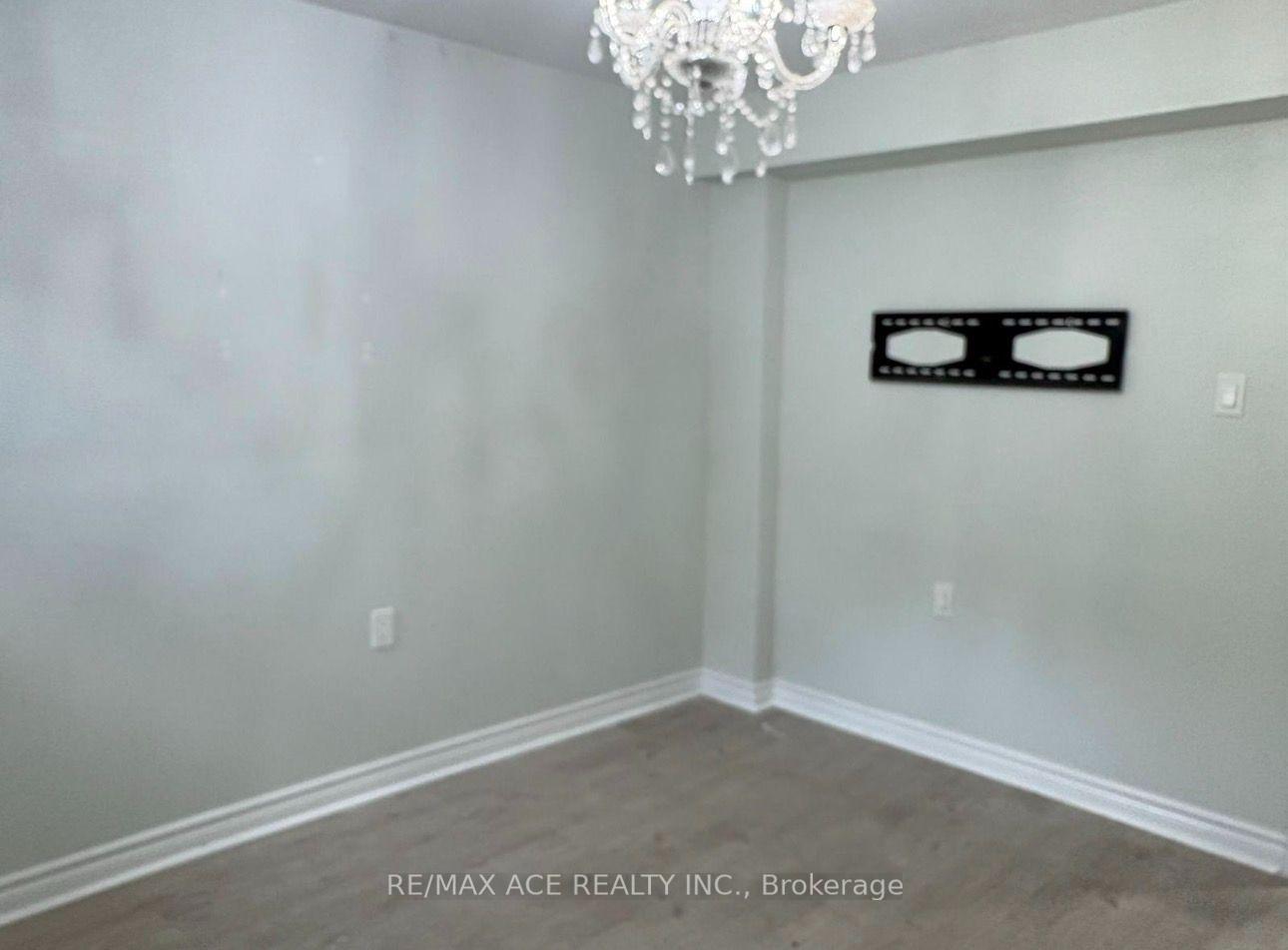 Photo 10 of Unit Bsmt, 1851 Parkhurst Crescent, Pickering, Duffin Heights — HOMEH