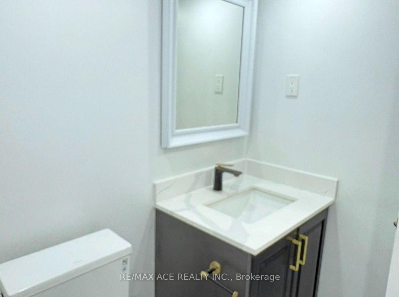 Photo 14 of Unit Bsmt, 1851 Parkhurst Crescent, Pickering, Duffin Heights — HOMEH