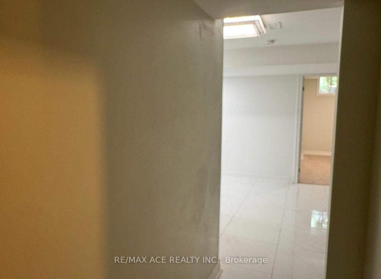 Photo 21 of Unit Bsmt, 1851 Parkhurst Crescent, Pickering, Duffin Heights — HOMEH