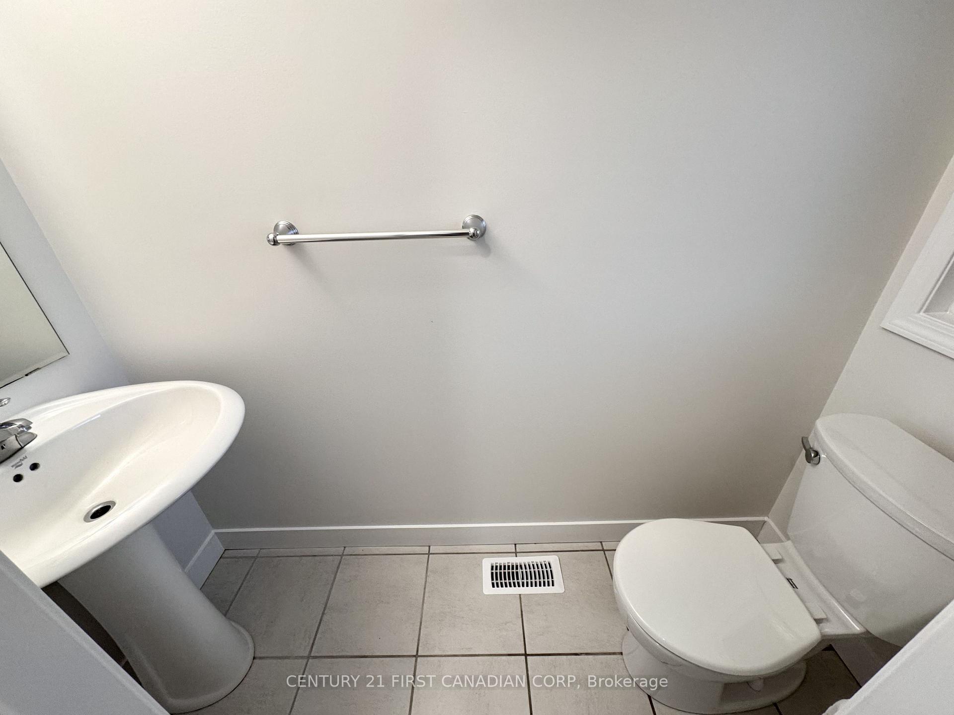 Photo 10 of Unit 45, 3188 Singleton Avenue, London, South W — HOMEH