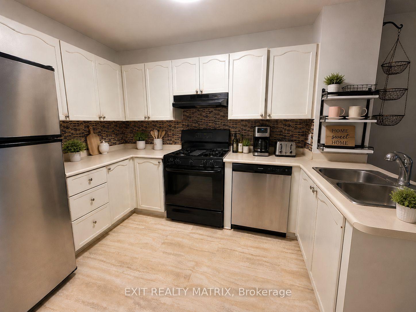 Photo 2 of 67 Ashpark Crescent, Ottawa, Hunt Club Park/Greenboro — HOMEH