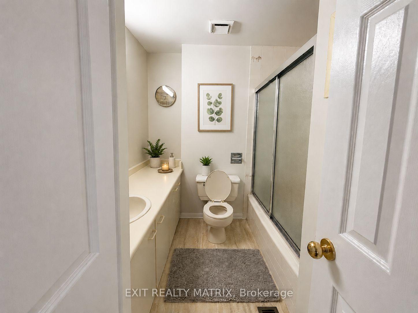 Photo 11 of 67 Ashpark Crescent, Ottawa, Hunt Club Park/Greenboro — HOMEH