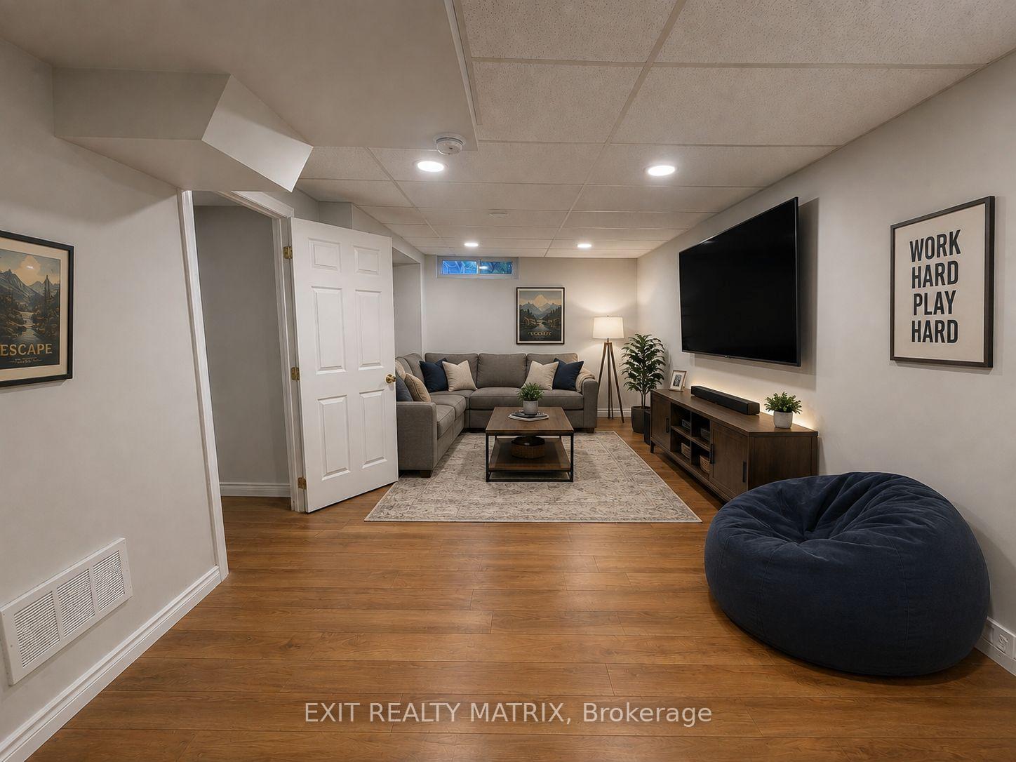 Photo 12 of 67 Ashpark Crescent, Ottawa, Hunt Club Park/Greenboro — HOMEH