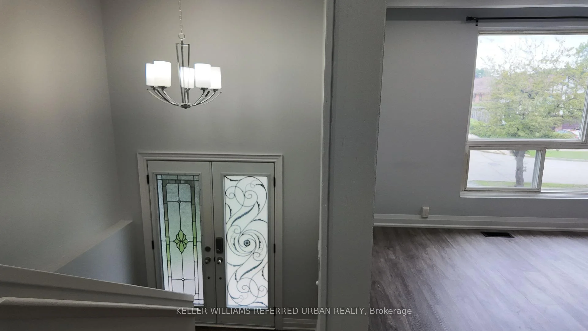 Photo 4 of 36 Yucatan Road, North York, Pleasant View — HOMEH