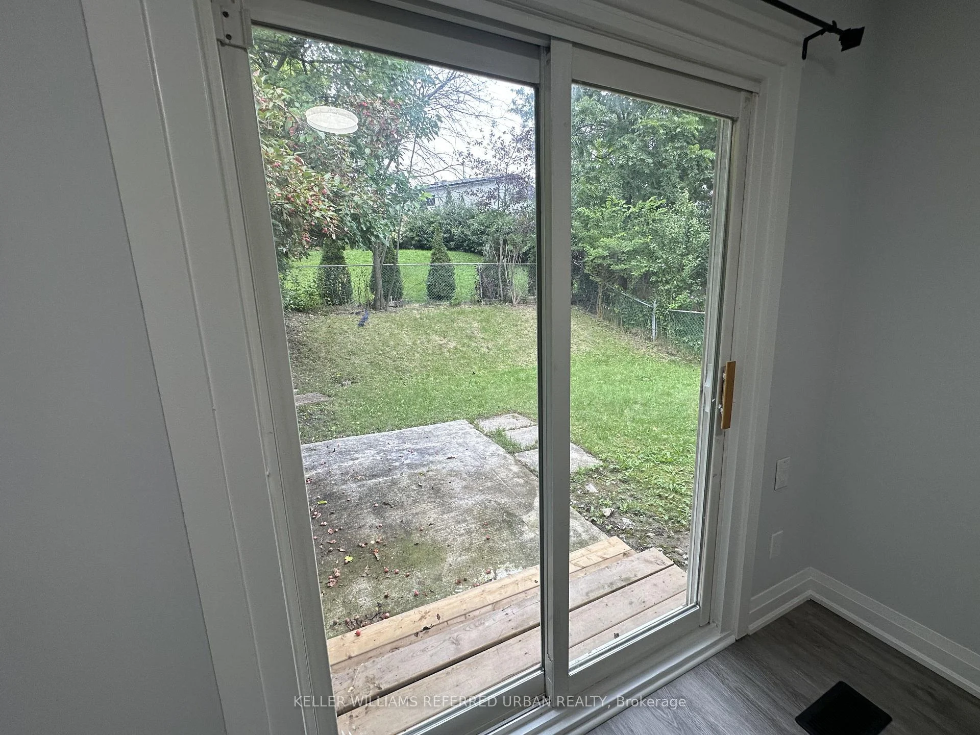 Photo 20 of 36 Yucatan Road, North York, Pleasant View — HOMEH