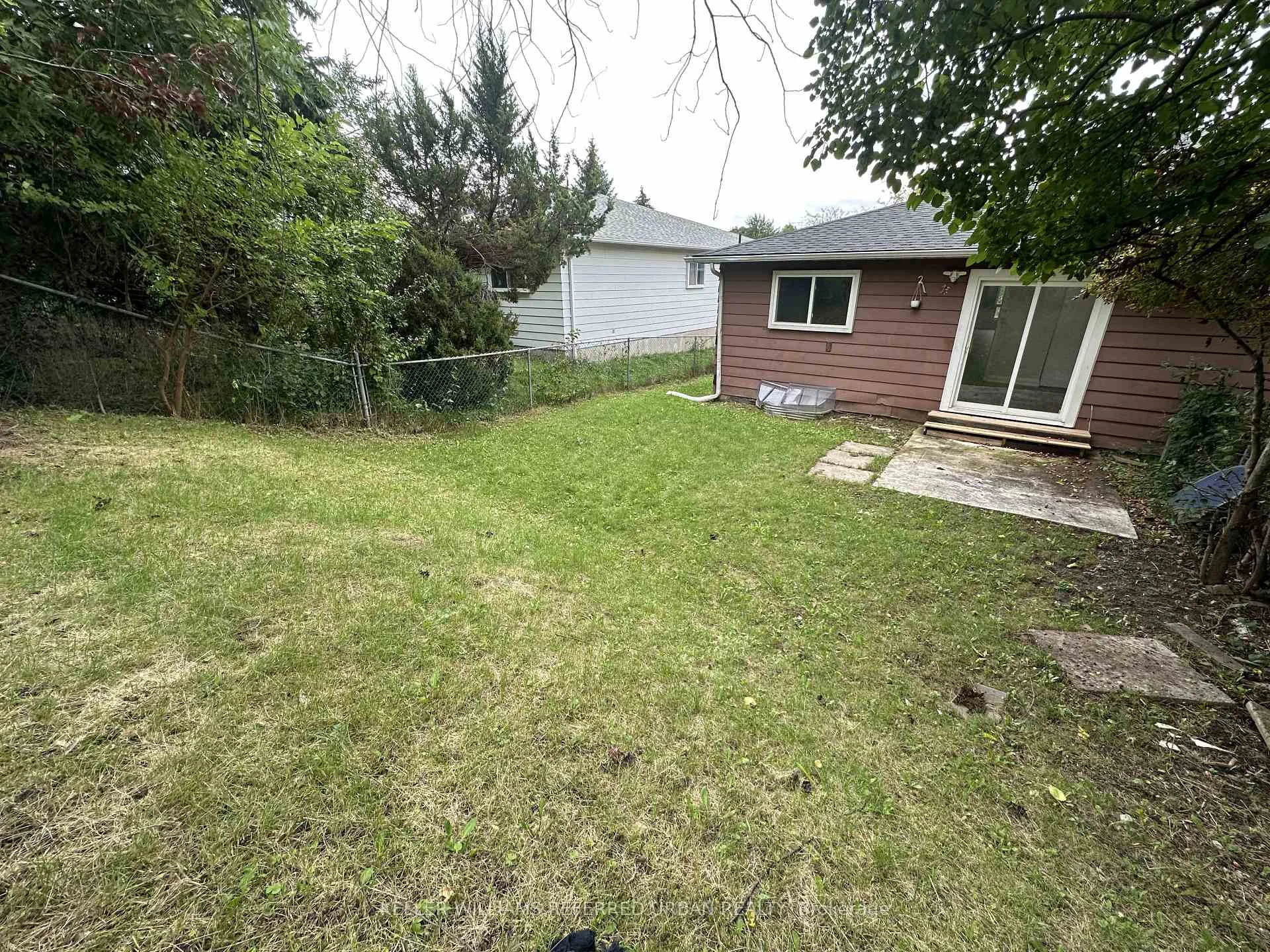 Photo 21 of 36 Yucatan Road, North York, Pleasant View — HOMEH