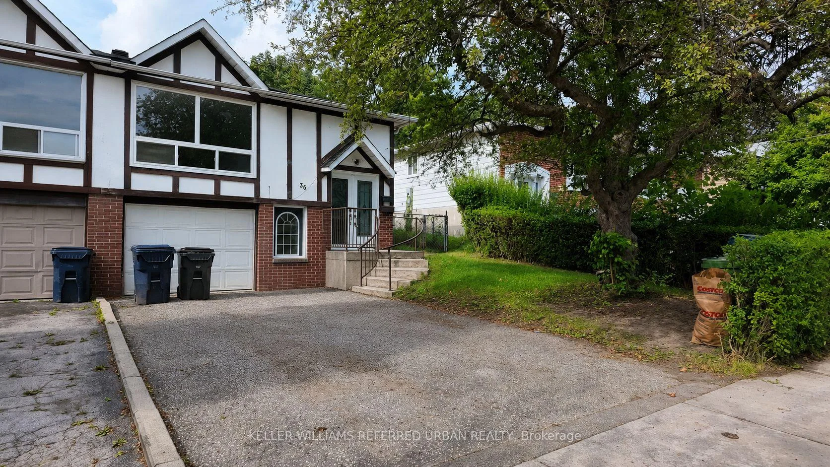 Photo 25 of 36 Yucatan Road, North York, Pleasant View — HOMEH