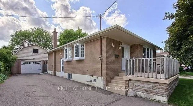 Photo 26 of Unit 3, 115 Eighth Street, Etobicoke, New Toronto — HOMEH