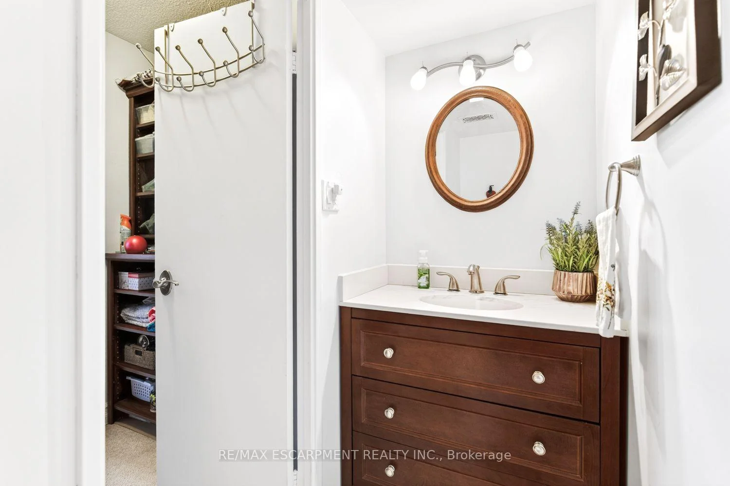 Photo 102 of Unit 310, 500 Green Road, Hamilton, Lakeshore — HOMEH