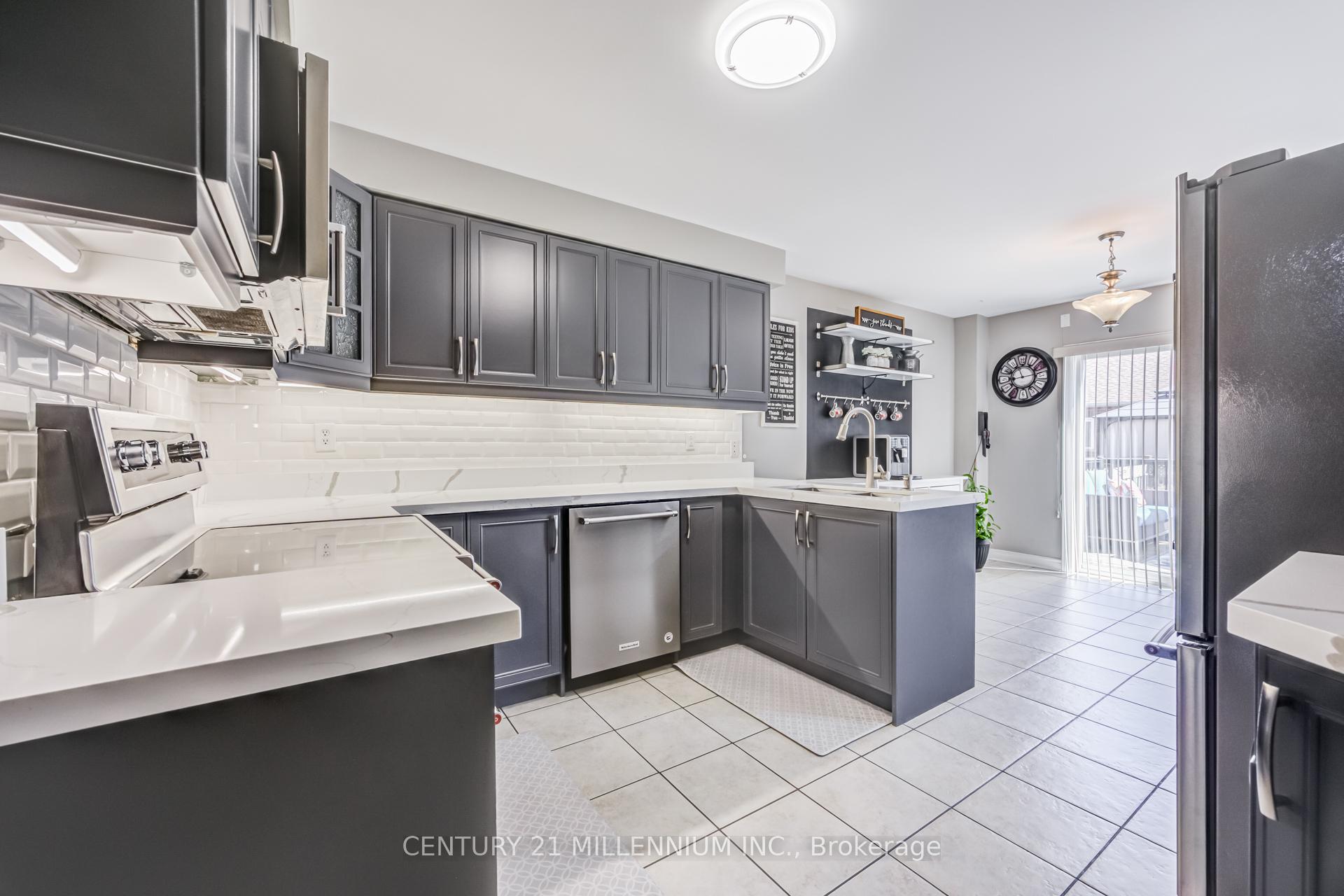 Photo 13 of 7 Bramoak Crescent, Brampton, Northwest Sandalwood Parkway — HOMEH