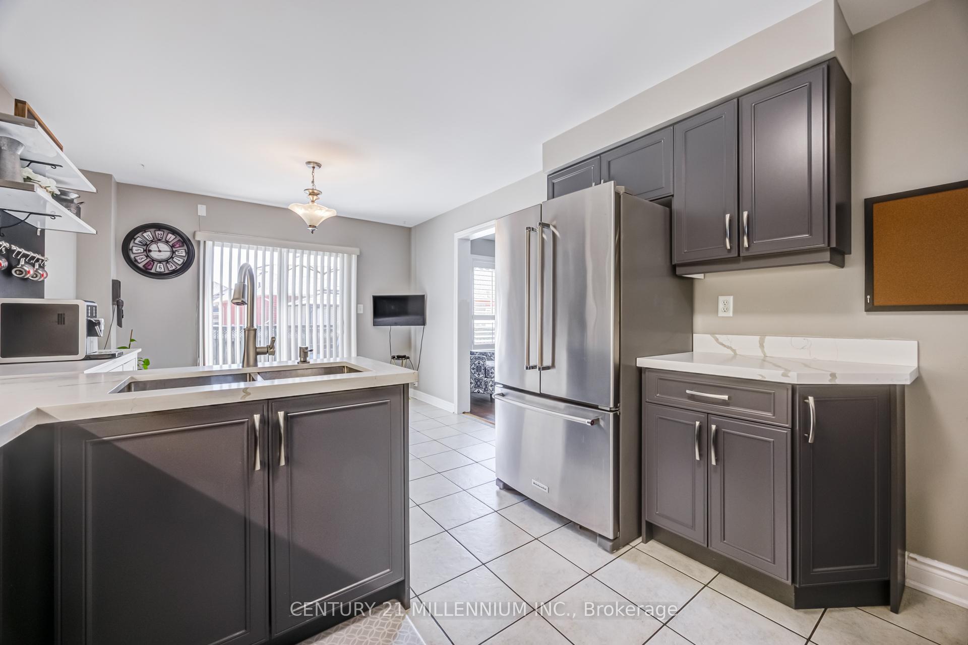 Photo 14 of 7 Bramoak Crescent, Brampton, Northwest Sandalwood Parkway — HOMEH