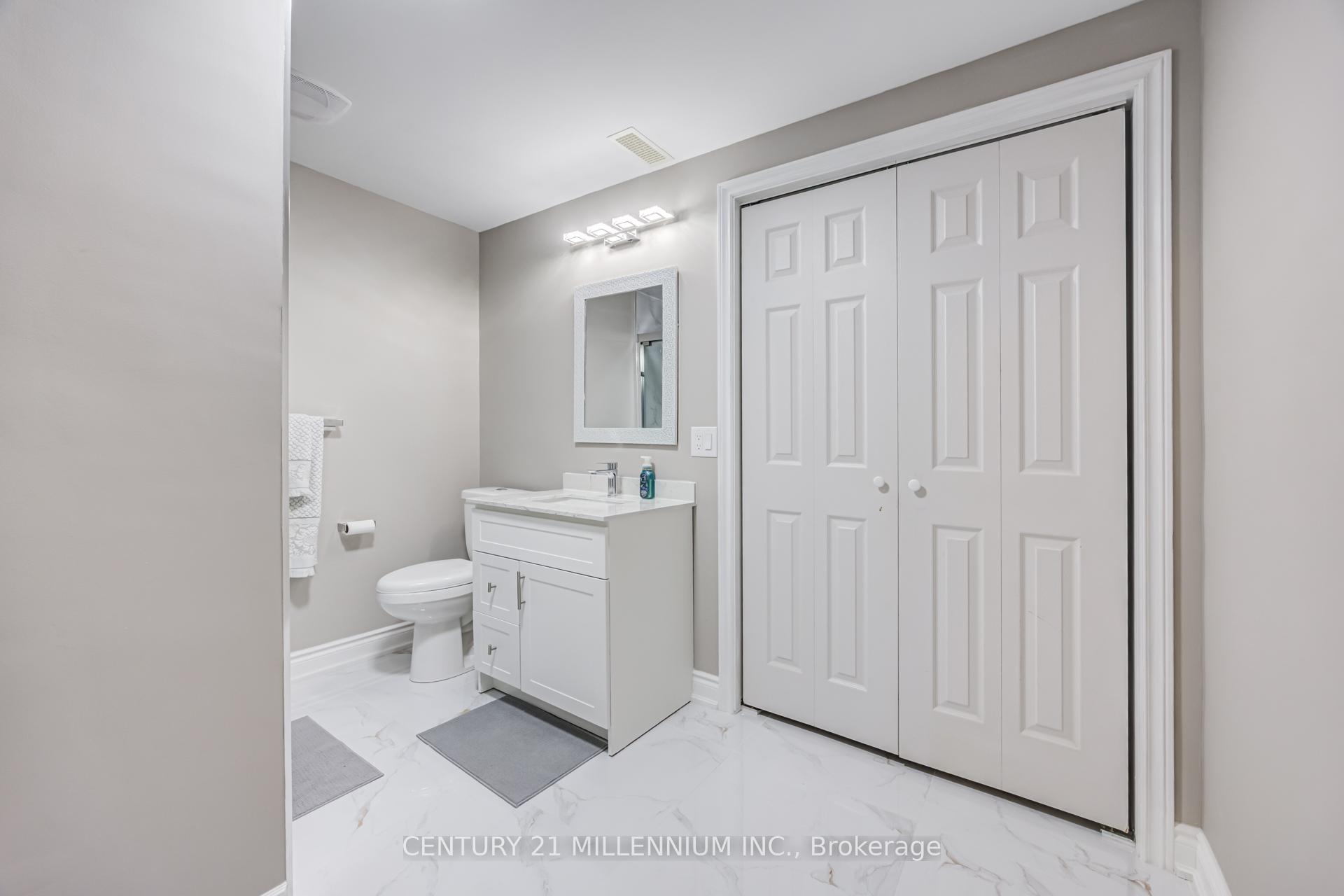 Photo 27 of 7 Bramoak Crescent, Brampton, Northwest Sandalwood Parkway — HOMEH