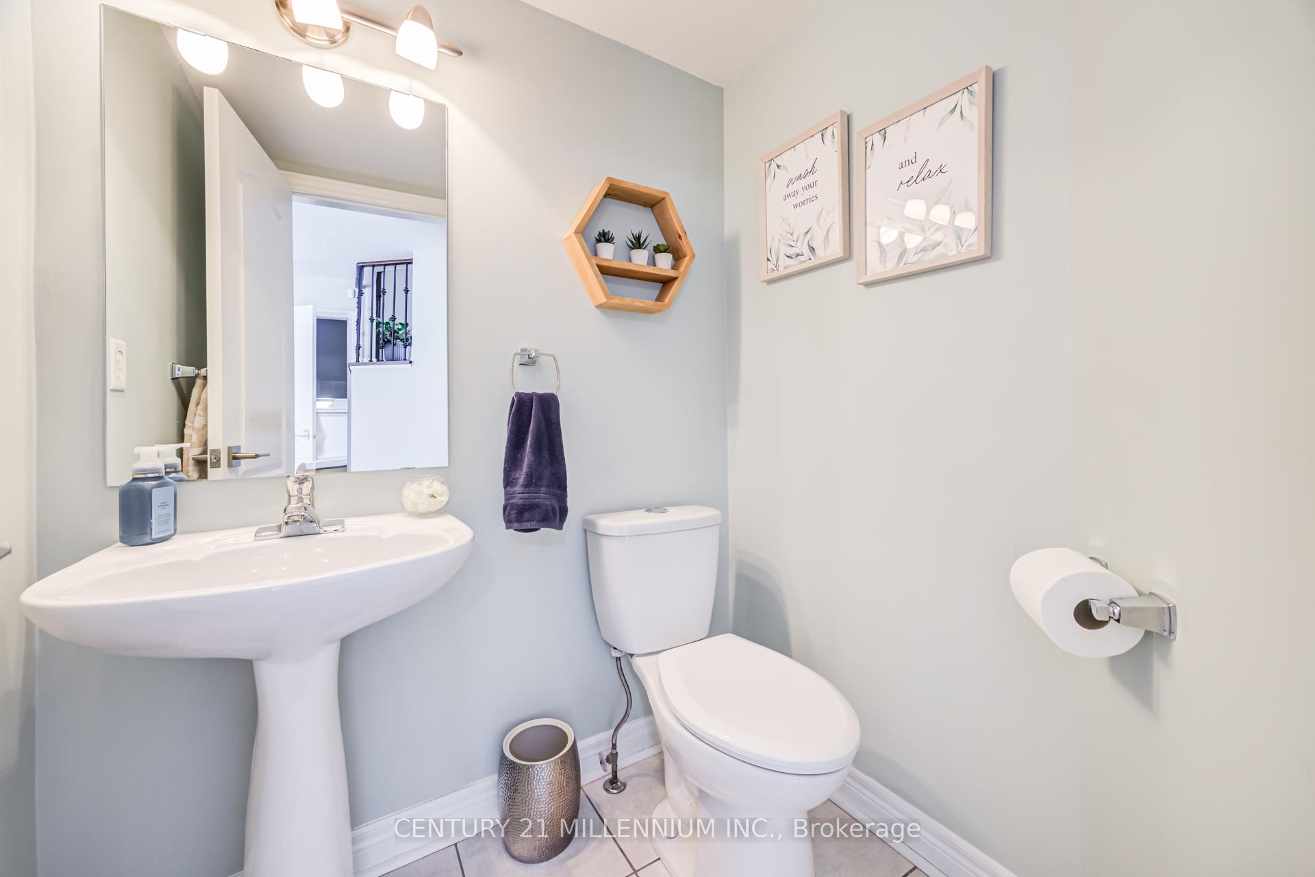 Photo 32 of 7 Bramoak Crescent, Brampton, Northwest Sandalwood Parkway — HOMEH