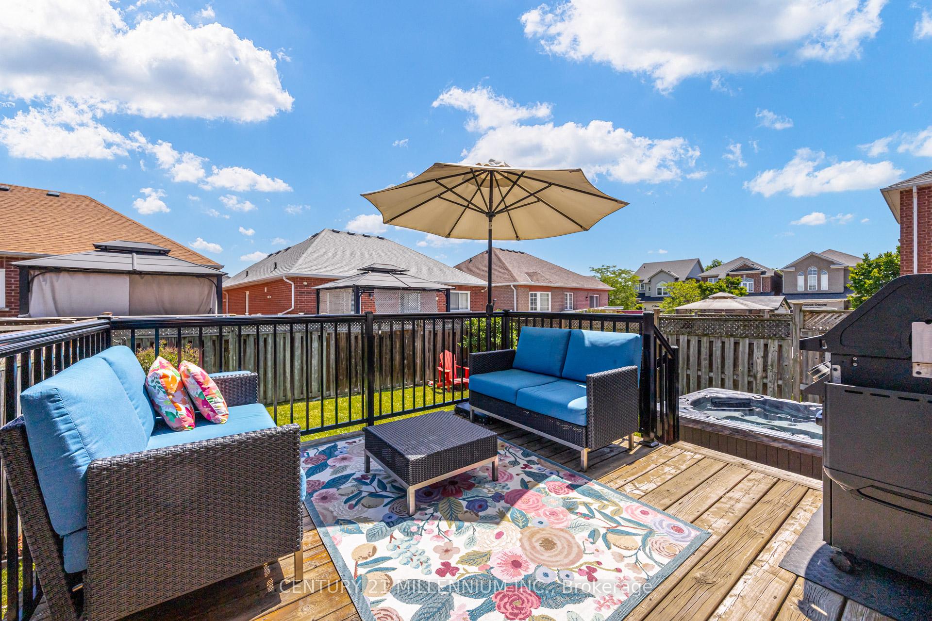 Photo 33 of 7 Bramoak Crescent, Brampton, Northwest Sandalwood Parkway — HOMEH