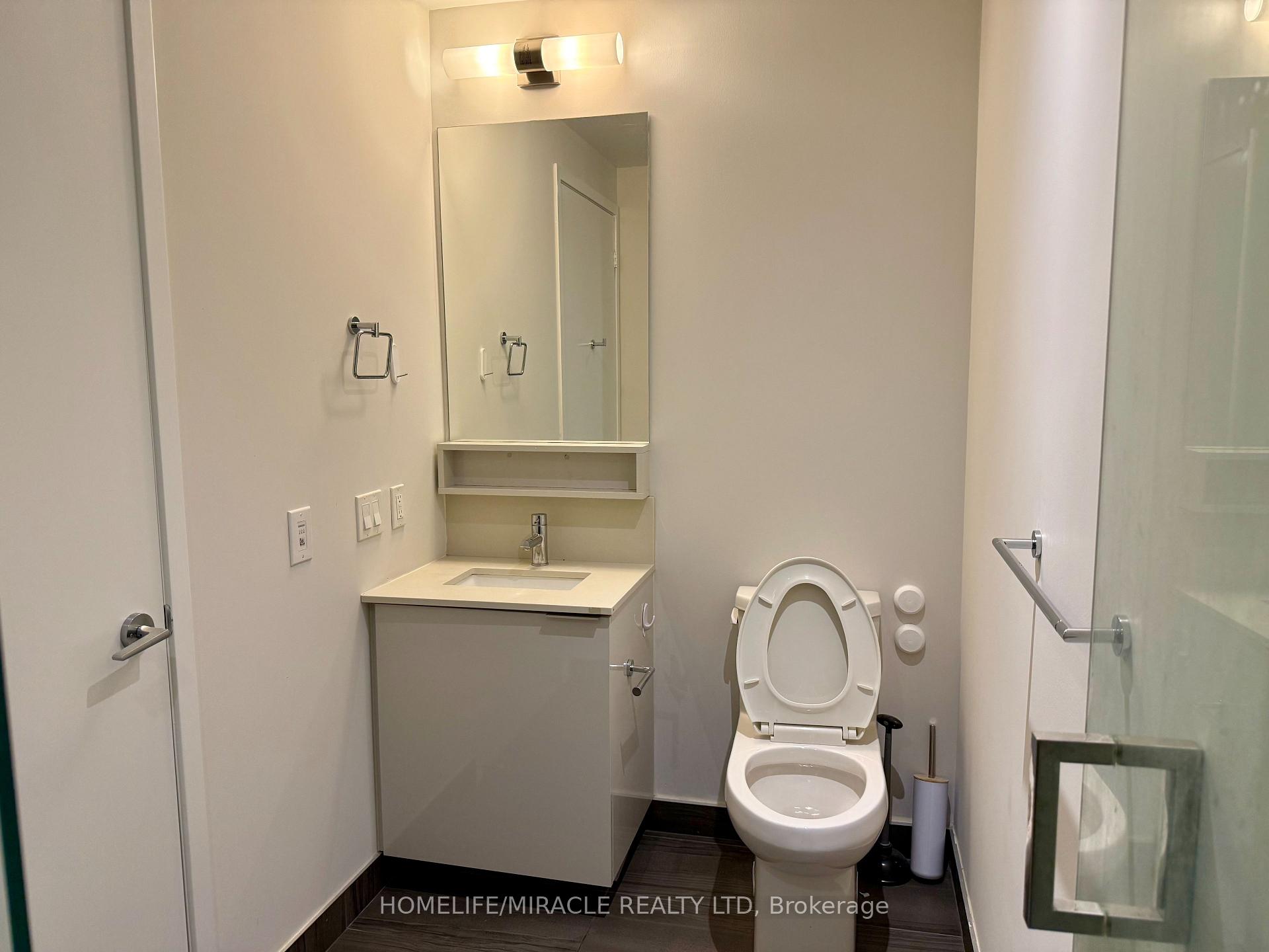 Photo 11 of Unit 4107, 950 Portage Parkway, Vaughan, Vaughan Corporate Centre — HOMEH