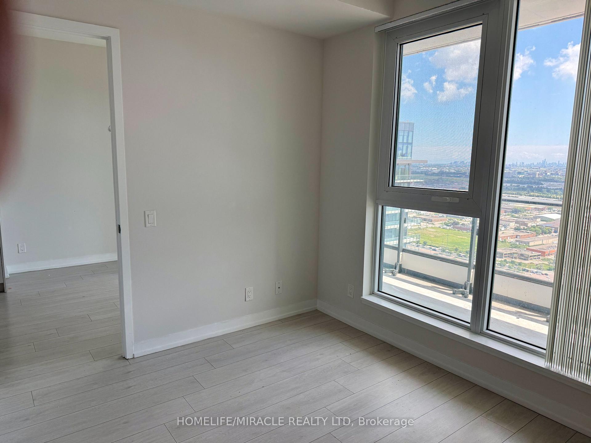 Photo 14 of Unit 4107, 950 Portage Parkway, Vaughan, Vaughan Corporate Centre — HOMEH