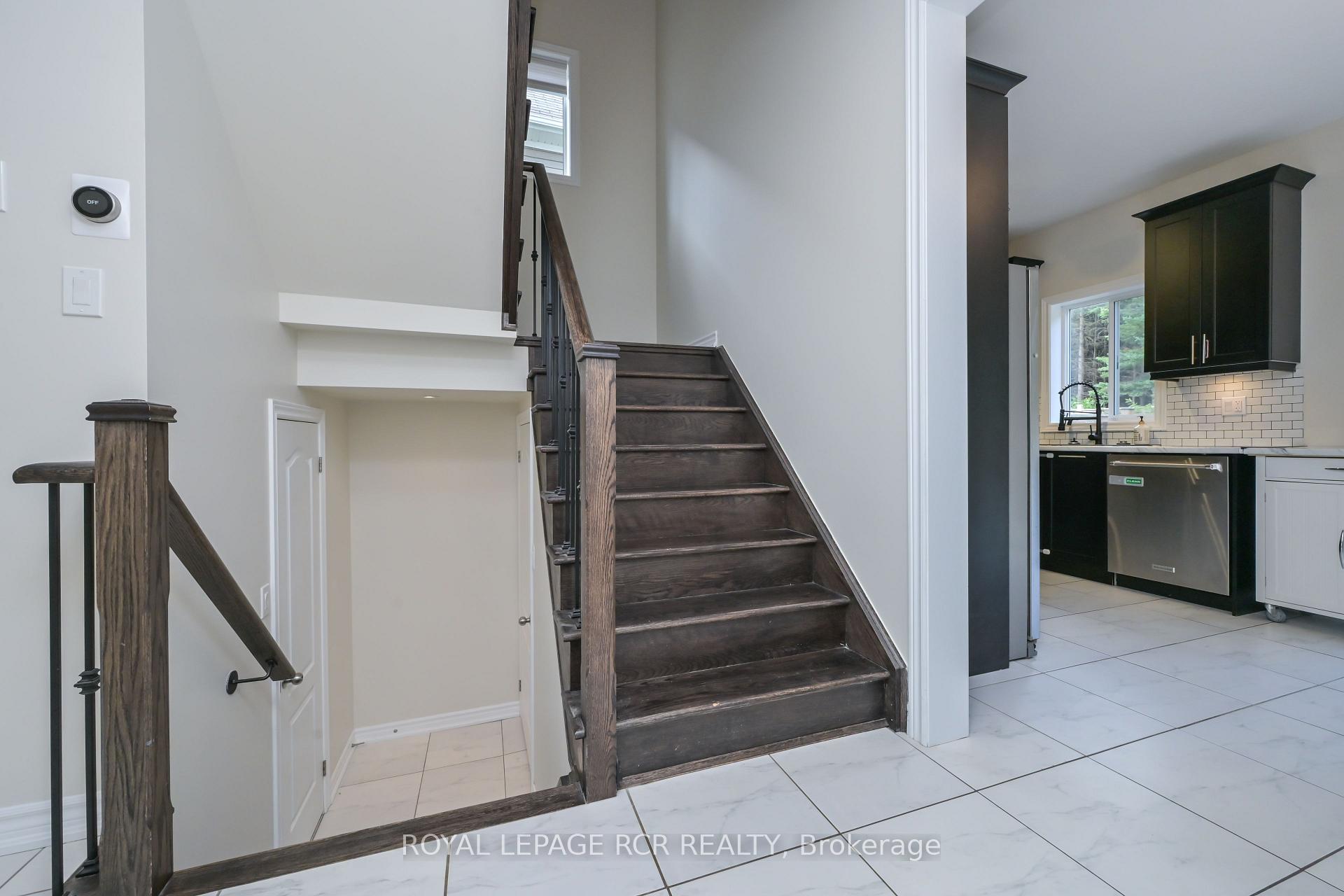 Photo 15 of 769 Halbert Drive, Shelburne — HOMEH