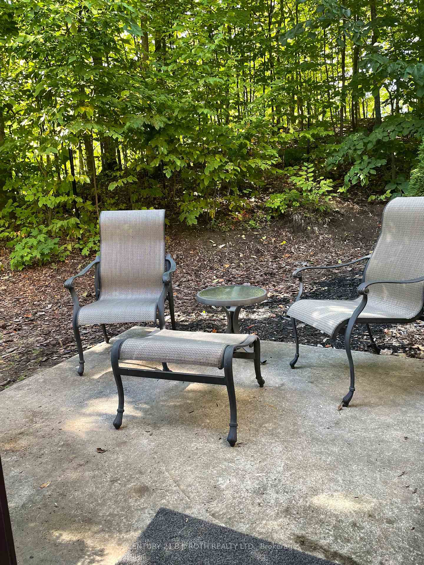 Photo 2 of 52 Pine Ridge Trail, Oro-Medonte, Horseshoe Valley — HOMEH