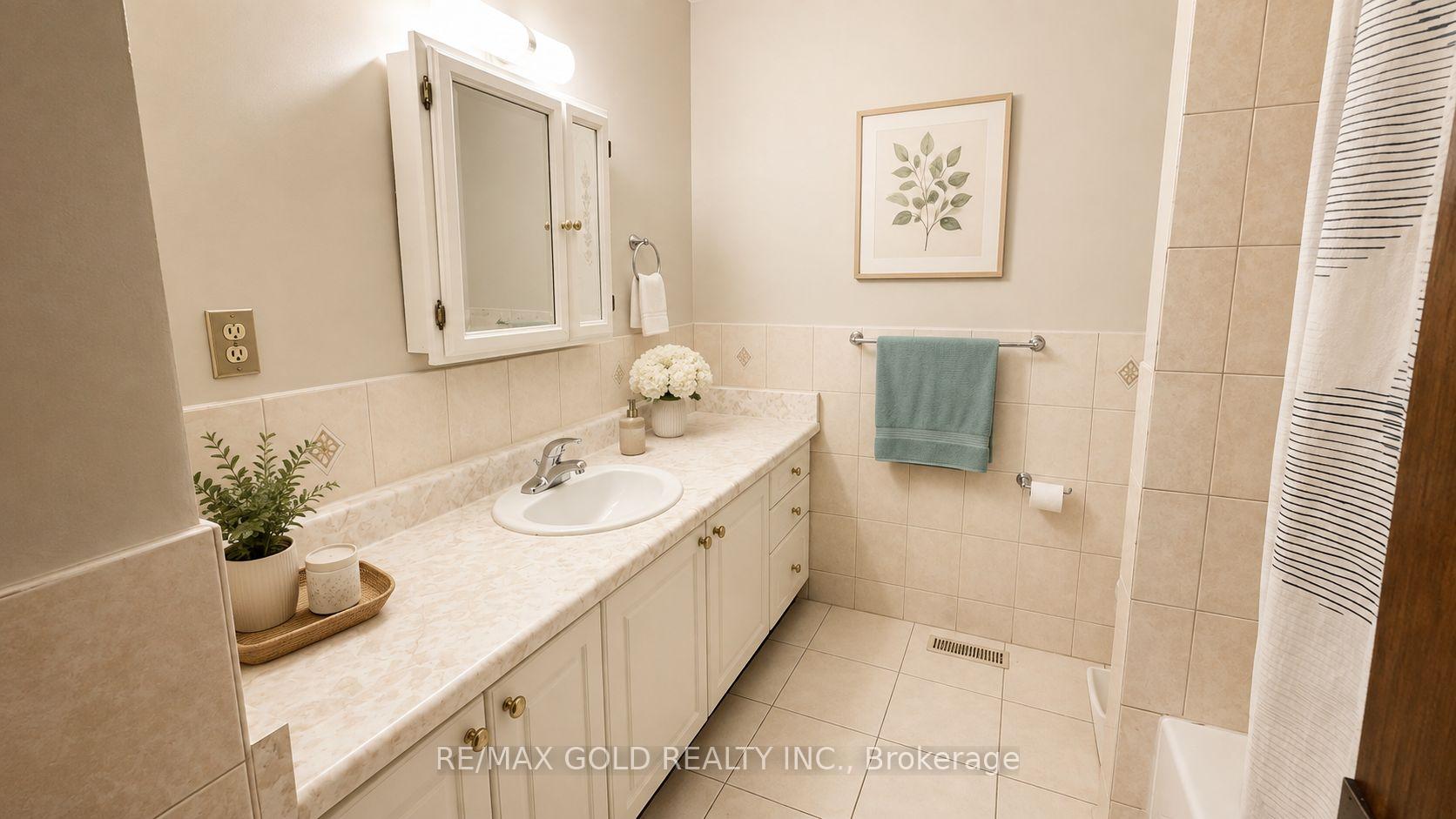 Photo 14 of 7383 Manion Road, Mississauga, Malton — HOMEH