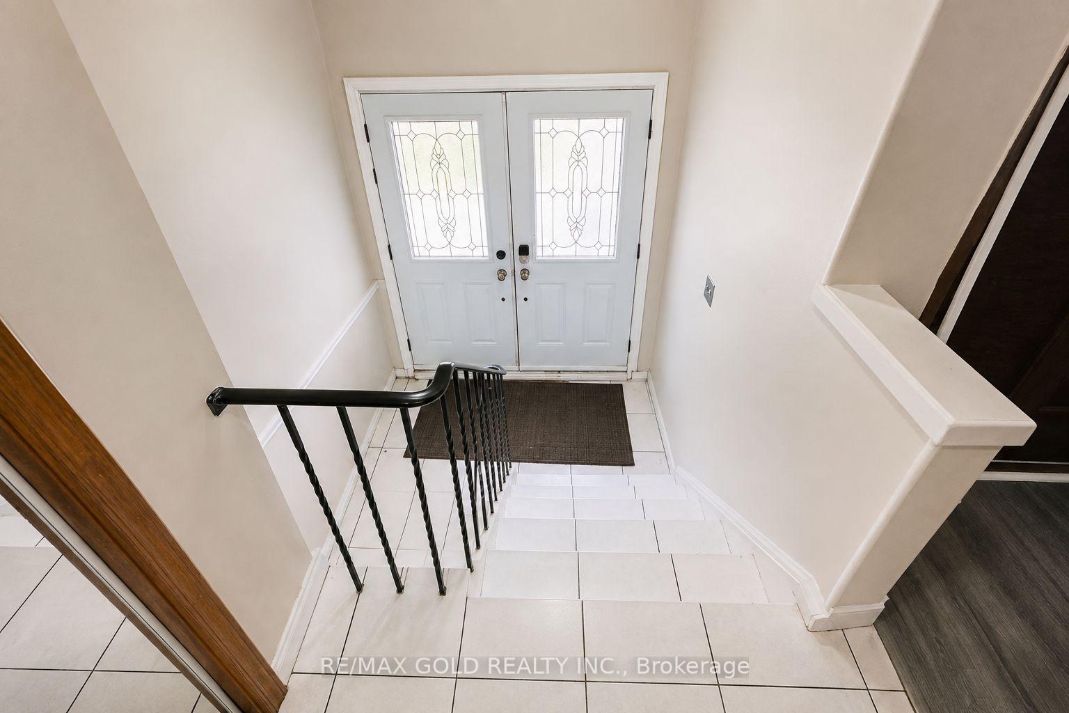 Photo 21 of 7383 Manion Road, Mississauga, Malton — HOMEH