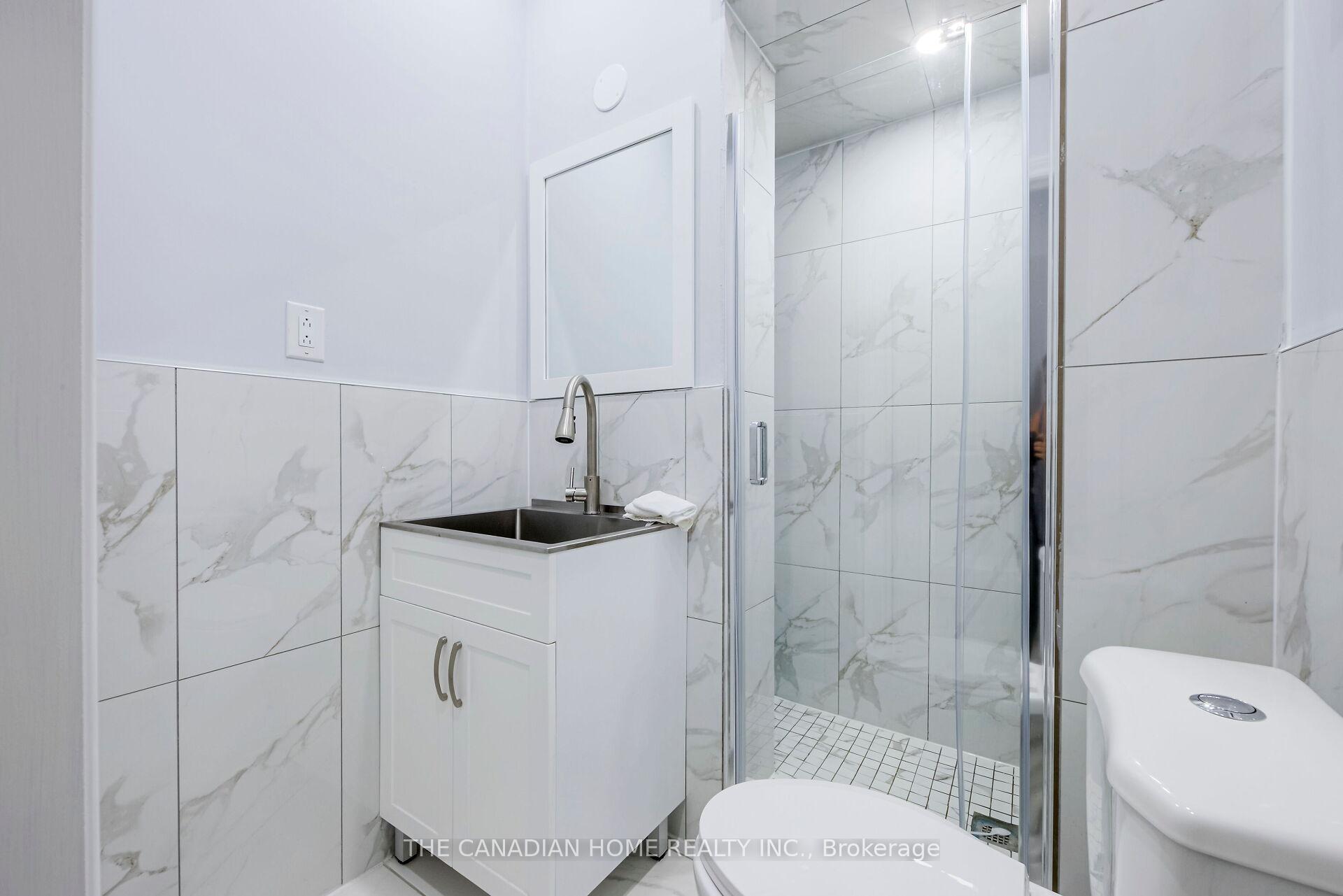 Photo 14 of 21 Rolling Rock Way, Brampton, Bram West — HOMEH