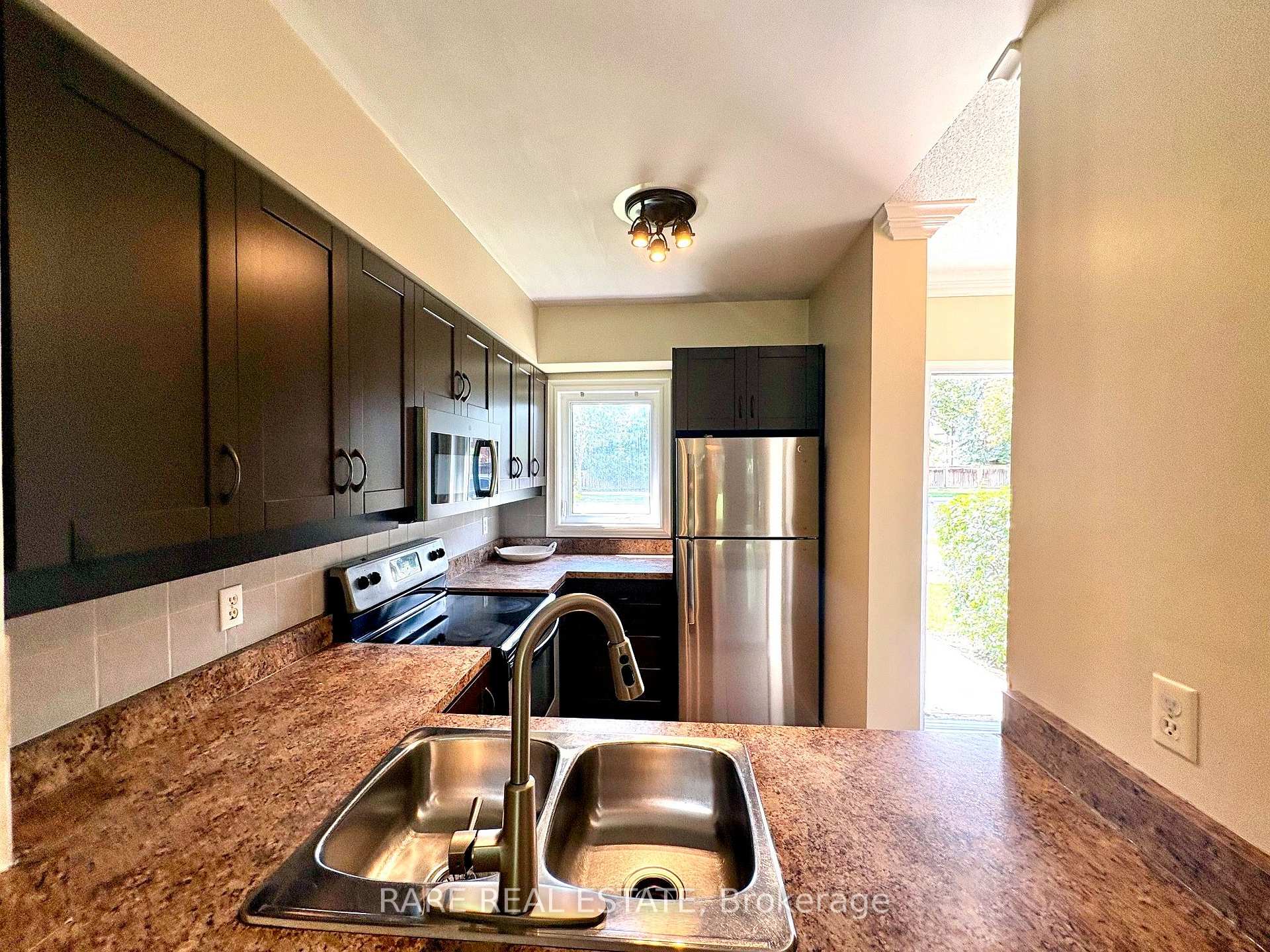 Photo 7 of Unit 77, 735 New Westminster Drive, Vaughan, Brownridge — HOMEH