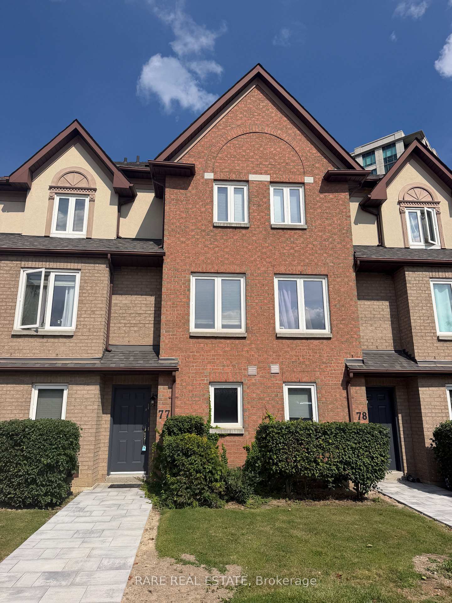 Photo 2 of Unit 77, 735 New Westminster Drive, Vaughan, Brownridge — HOMEH