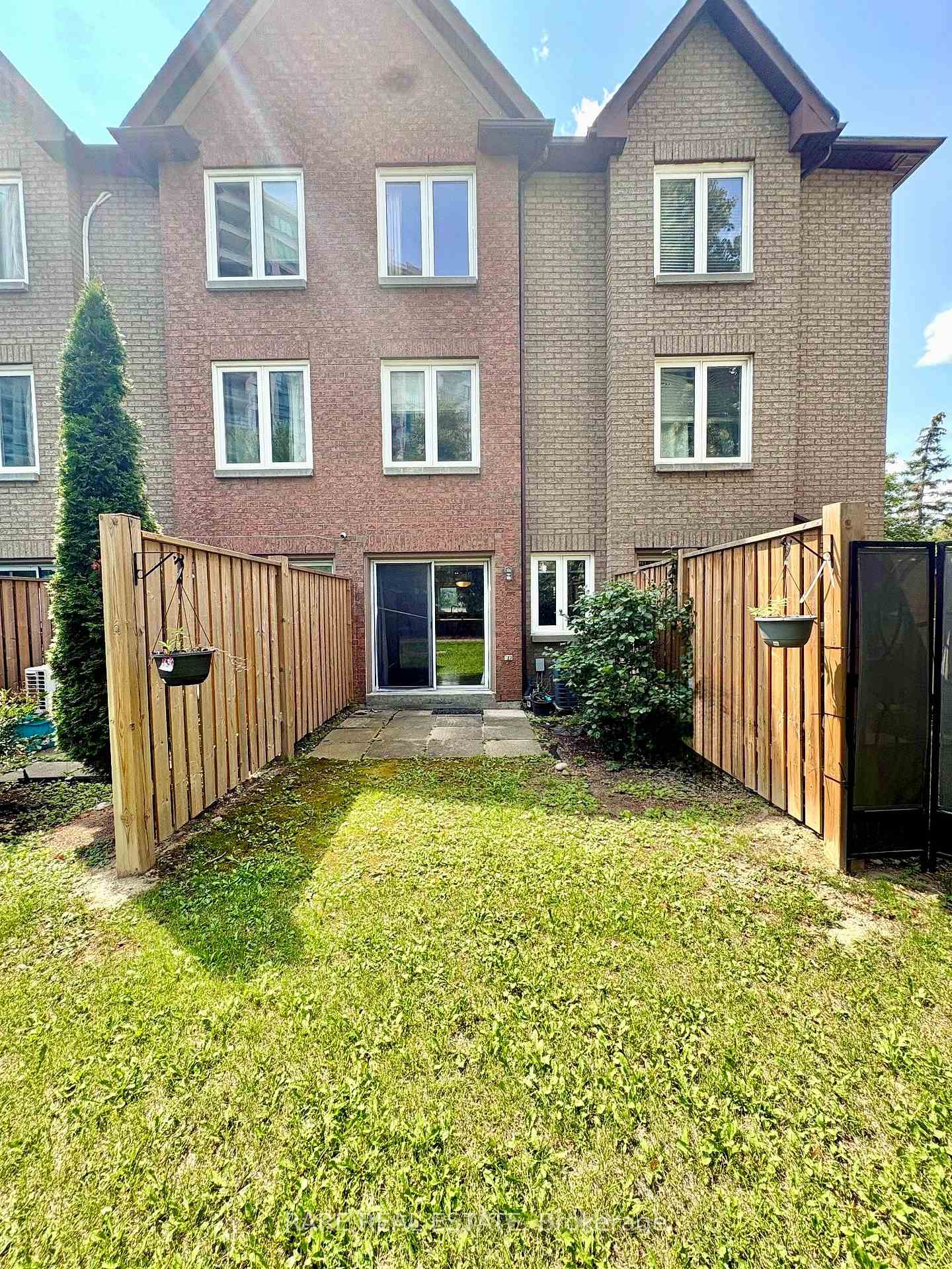Photo 20 of Unit 77, 735 New Westminster Drive, Vaughan, Brownridge — HOMEH
