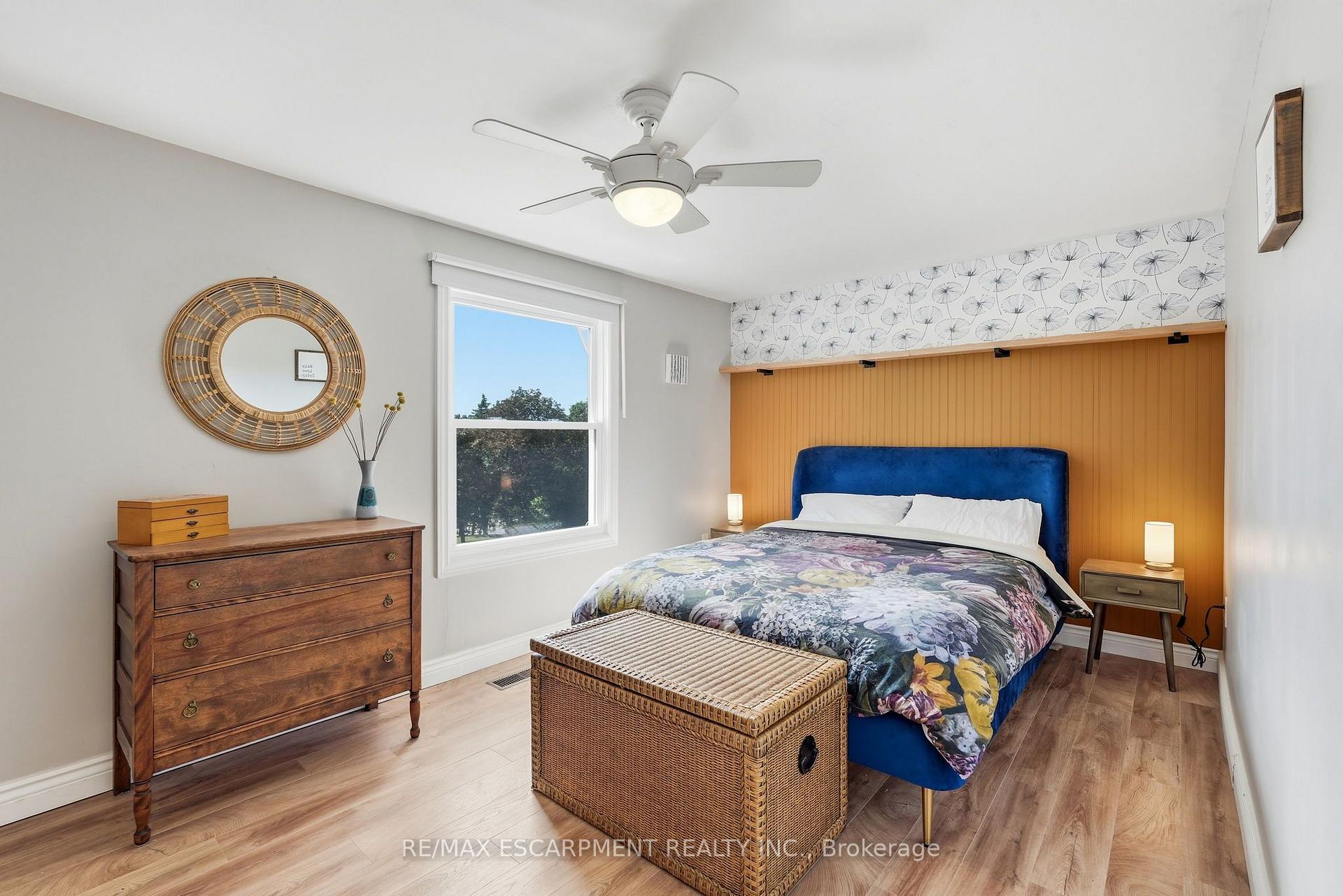 Photo 18 of Unit 33, 3 Burdock Lane, Hamilton, Dundas — HOMEH