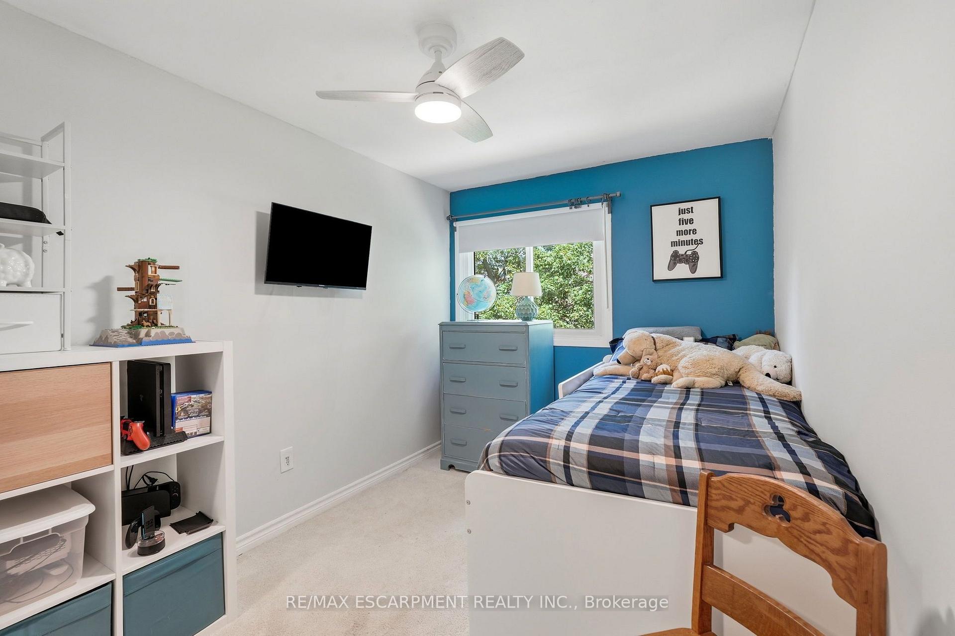 Photo 22 of Unit 33, 3 Burdock Lane, Hamilton, Dundas — HOMEH