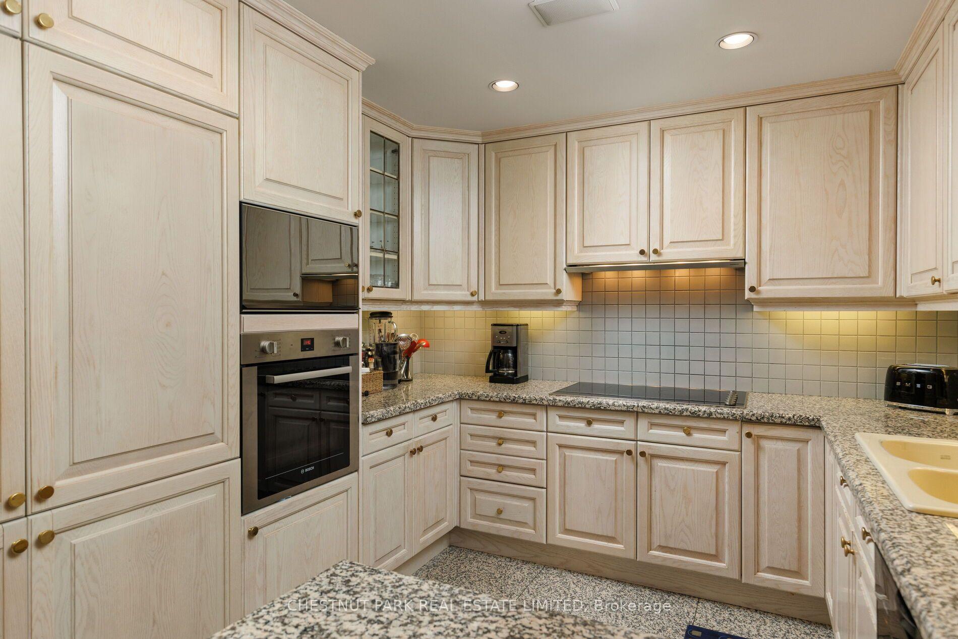 Photo 17 of Unit 612, 77 Avenue Road, Toronto, The Annex — HOMEH