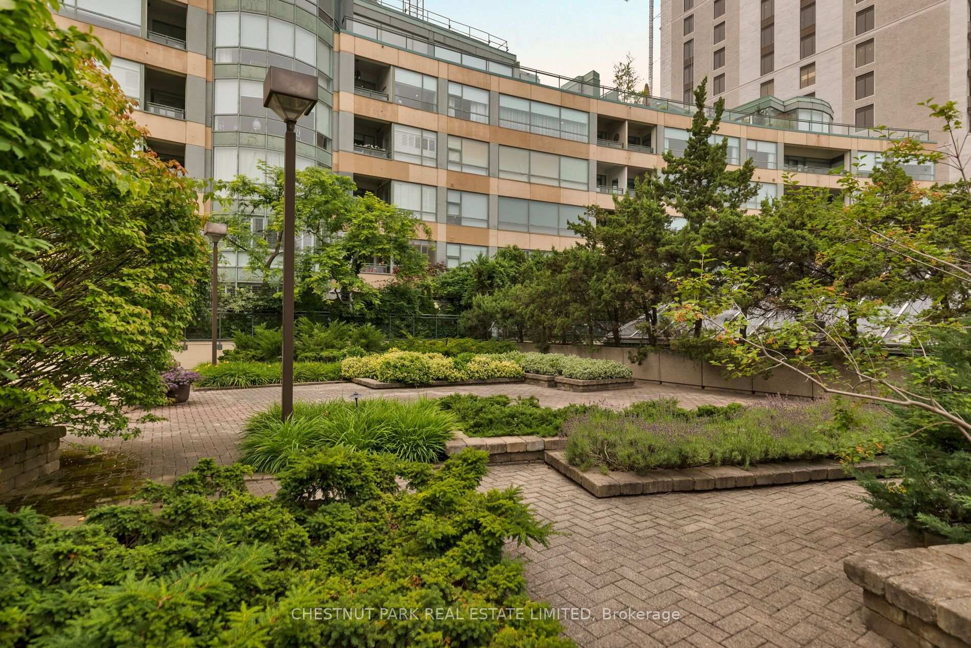 Photo 37 of Unit 612, 77 Avenue Road, Toronto, The Annex — HOMEH