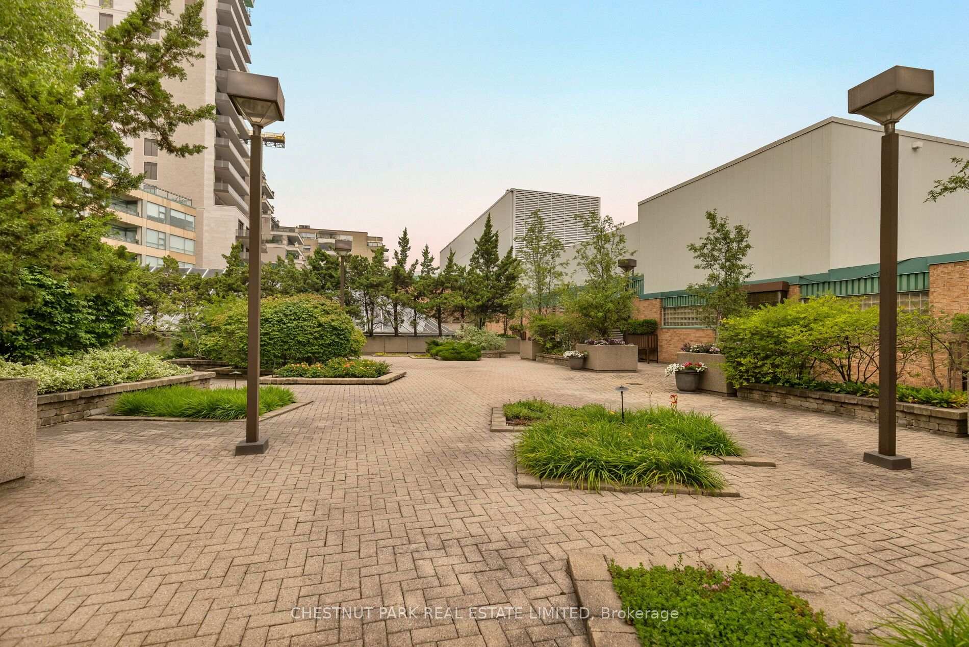 Photo 38 of Unit 612, 77 Avenue Road, Toronto, The Annex — HOMEH
