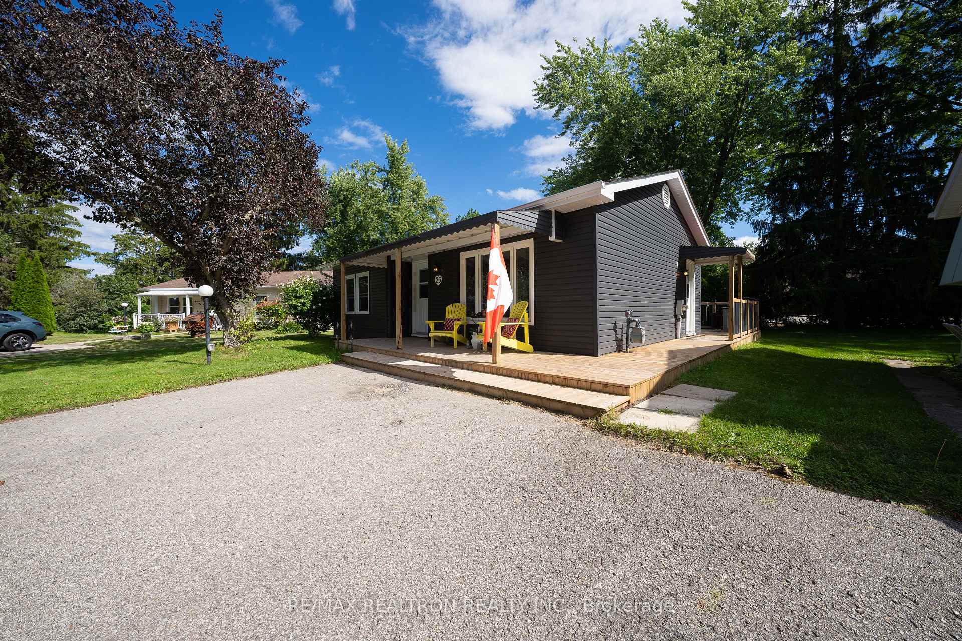 Photo 3 of 25 Cherrywood Lane, Innisfil, Rural Innisfil — HOMEH