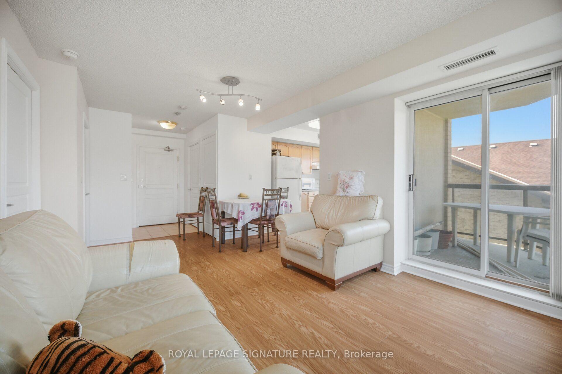 Photo 10 of Unit 313, 300 Ray Lawson Boulevard, Brampton, Fletcher's Creek South — HOMEH