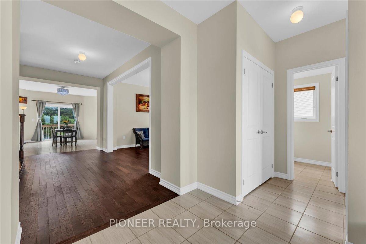 Photo 6 of 5 Todd Crescent, Southgate — HOMEH