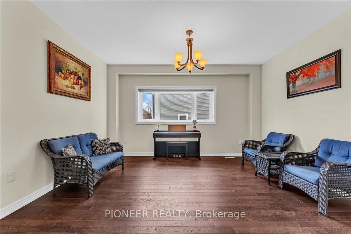 Photo 9 of 5 Todd Crescent, Southgate — HOMEH