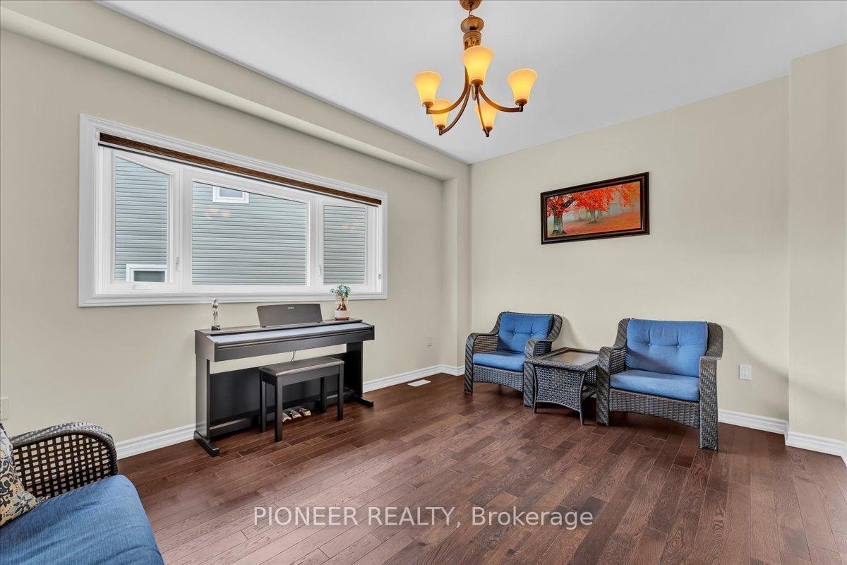 Photo 10 of 5 Todd Crescent, Southgate — HOMEH