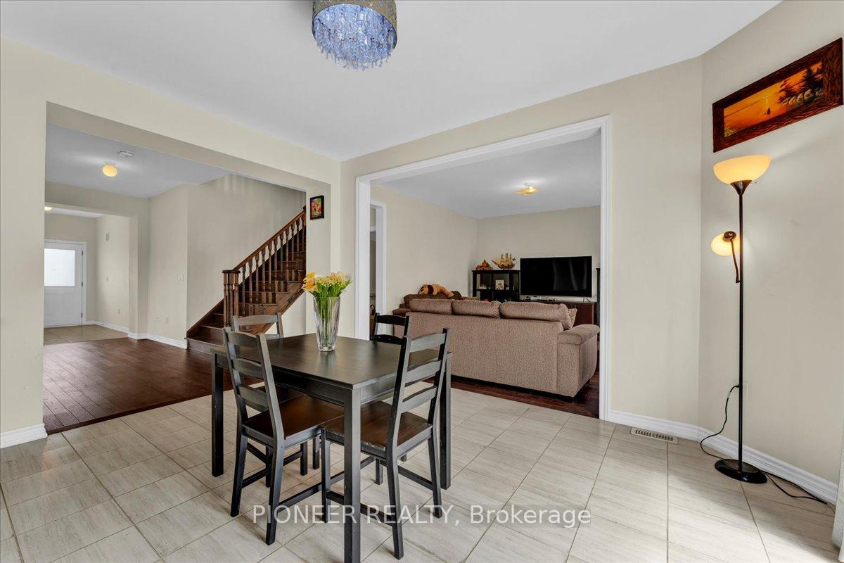 Photo 14 of 5 Todd Crescent, Southgate — HOMEH