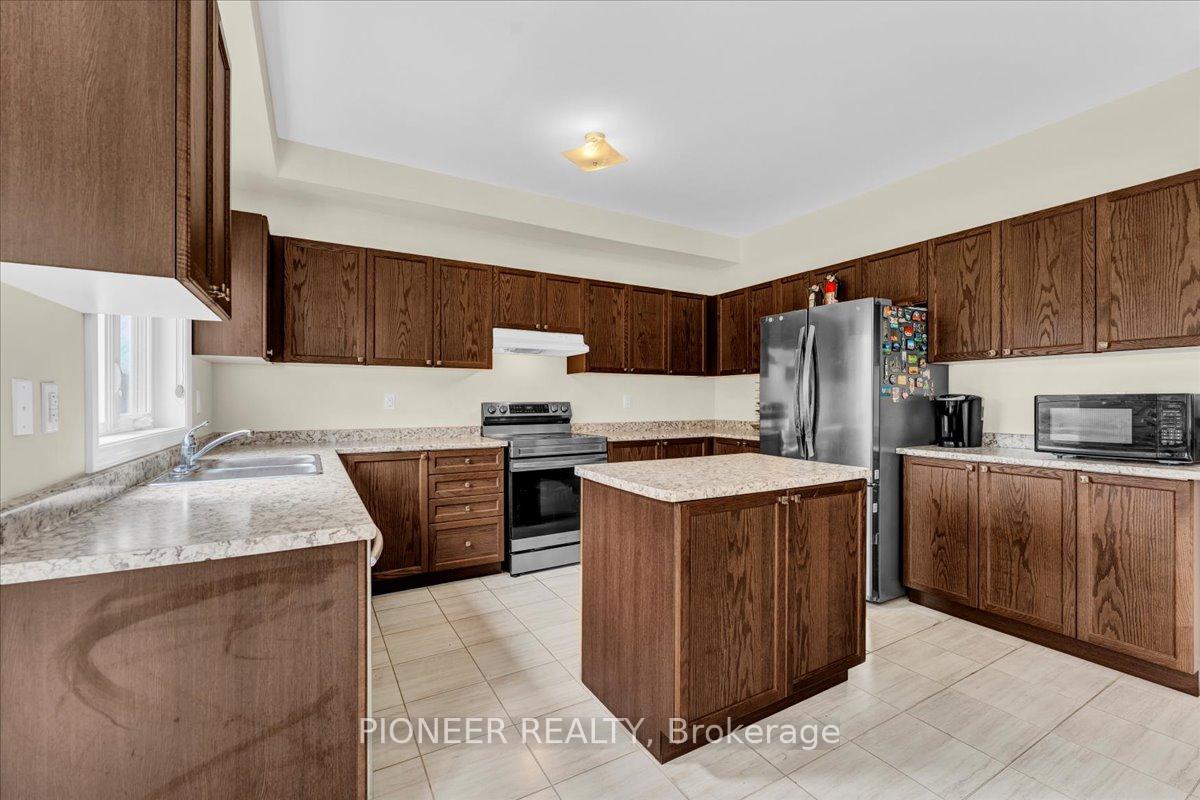 Photo 16 of 5 Todd Crescent, Southgate — HOMEH